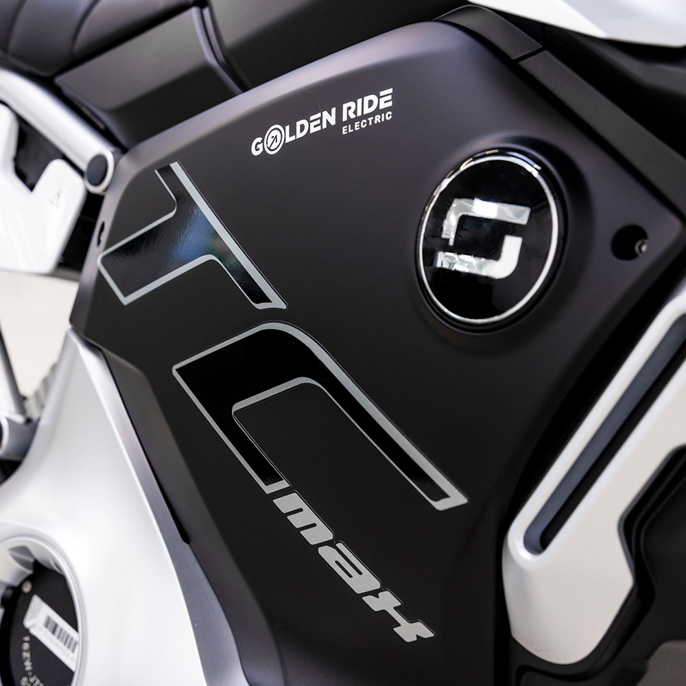 Super Soco TC Max Lega