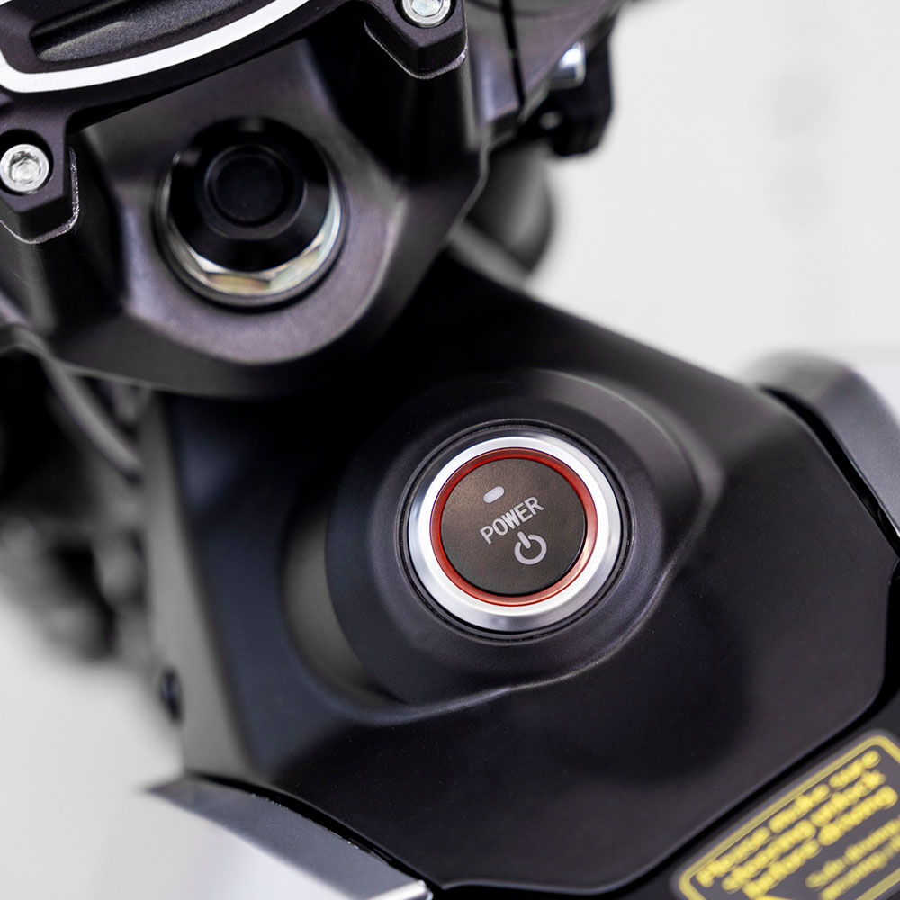 Super Soco TC Max Lega