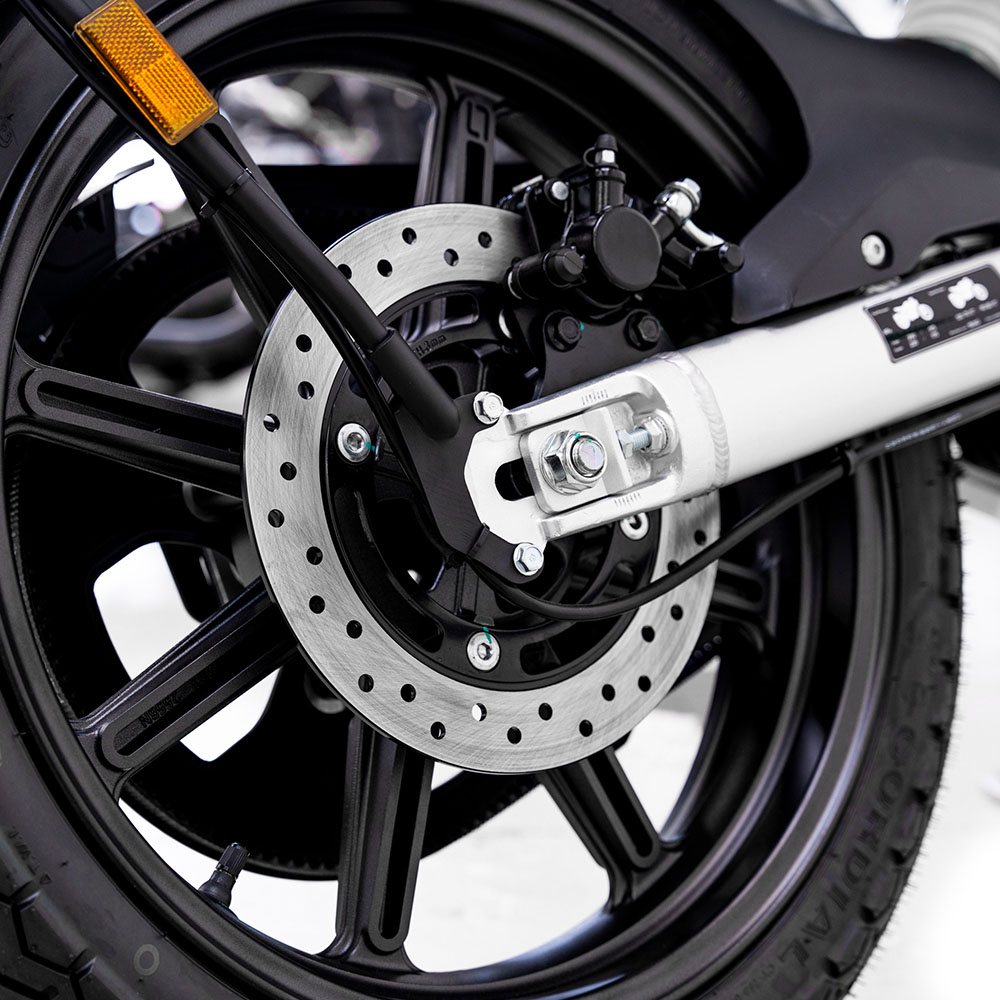 Super Soco TC Max Lega