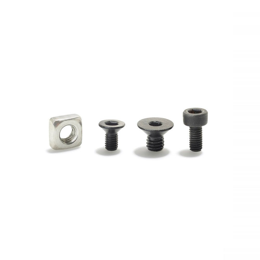 Mounting kit screws, 1 x square nut, 1x cable box screw, 1x mounting plate screw, 1x anti-theft screw